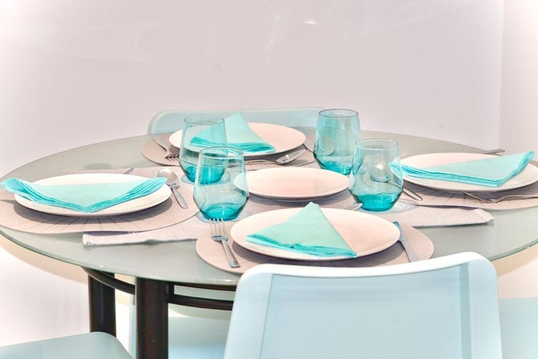 Fidelity Stays Beach Themed Apartment Hove Esterno foto